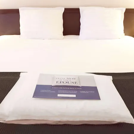 Tulip & Residences - Marne-la-vallee 2* 托尔西