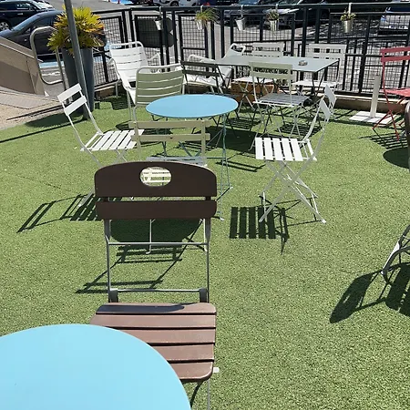 酒店 Tulip & Residences - Marne-la-vallee 2*