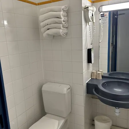 Tulip & Residences - Marne-la-vallee 酒店 2*