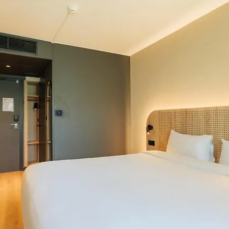 Tulip & Residences - Marne-la-vallee 酒店 托尔西
