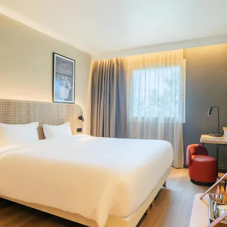 Hotel Tulip & Residences - Marne-la-vallee 2*