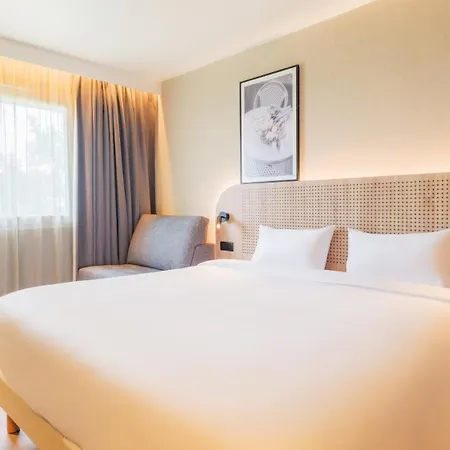 Hotel Tulip & Residences - Marne-la-vallee 2*