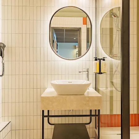 Tulip & Residences - Marne-la-vallee 2* 托尔西
