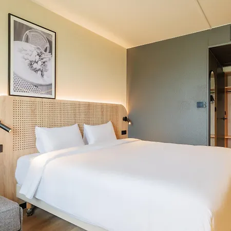 Tulip & Residences - Marne-la-vallee 托尔西